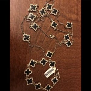 Black and gold clover necklace and bracelet set